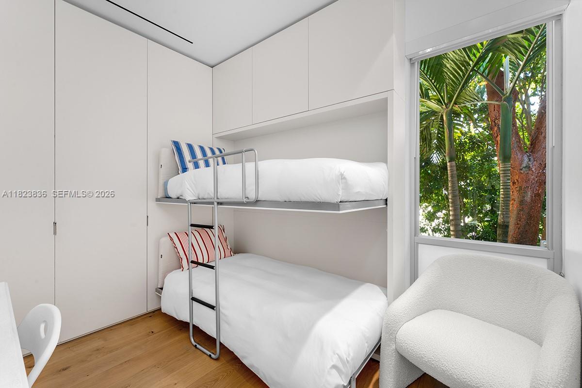 LA GORCE ISLAND - Residential