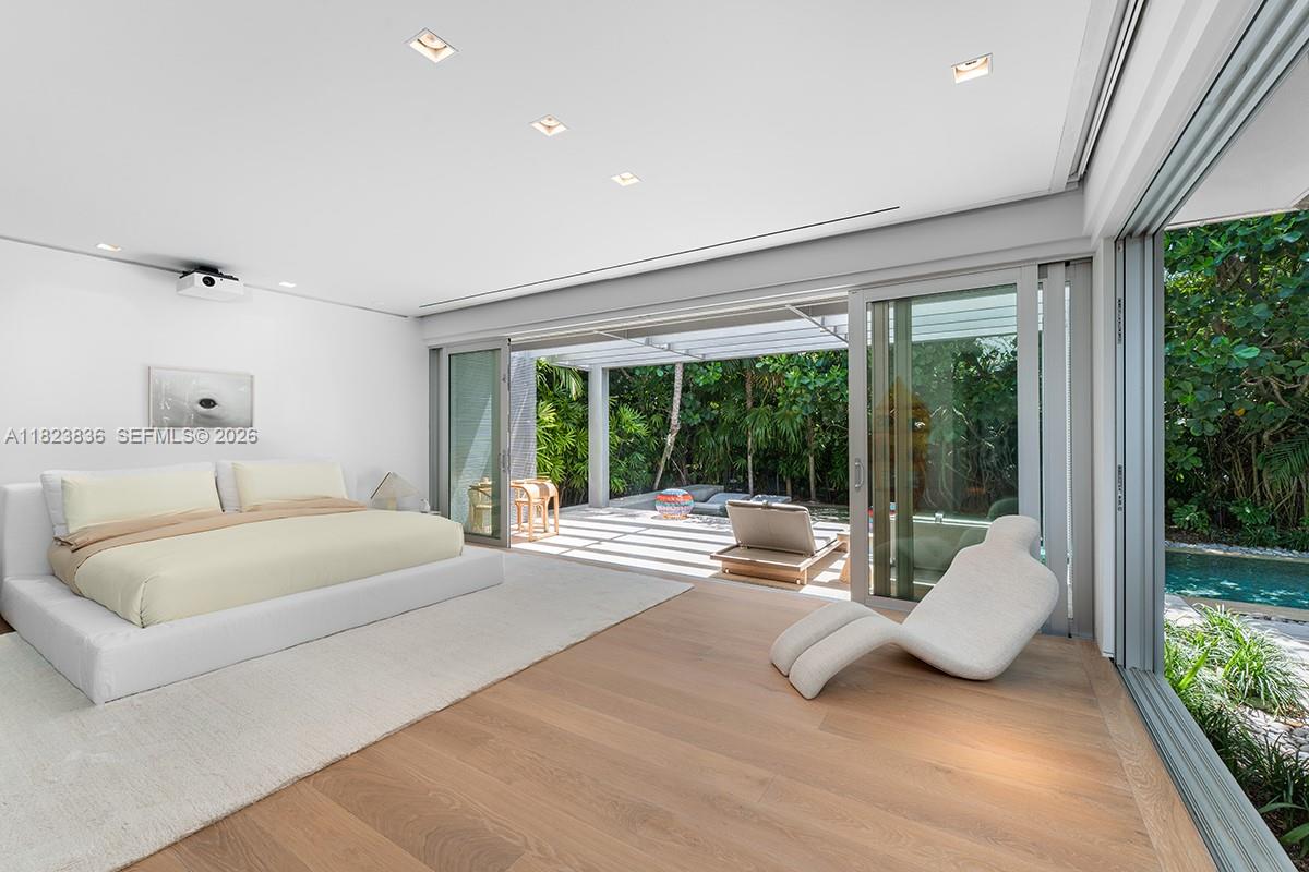 LA GORCE ISLAND - Residential