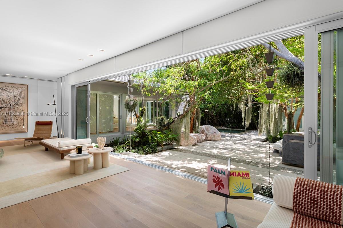 LA GORCE ISLAND - Residential