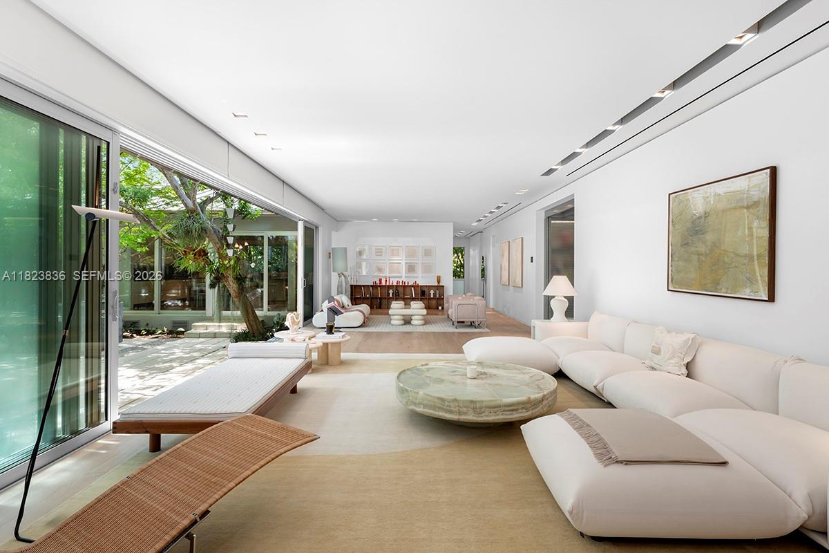 LA GORCE ISLAND - Residential