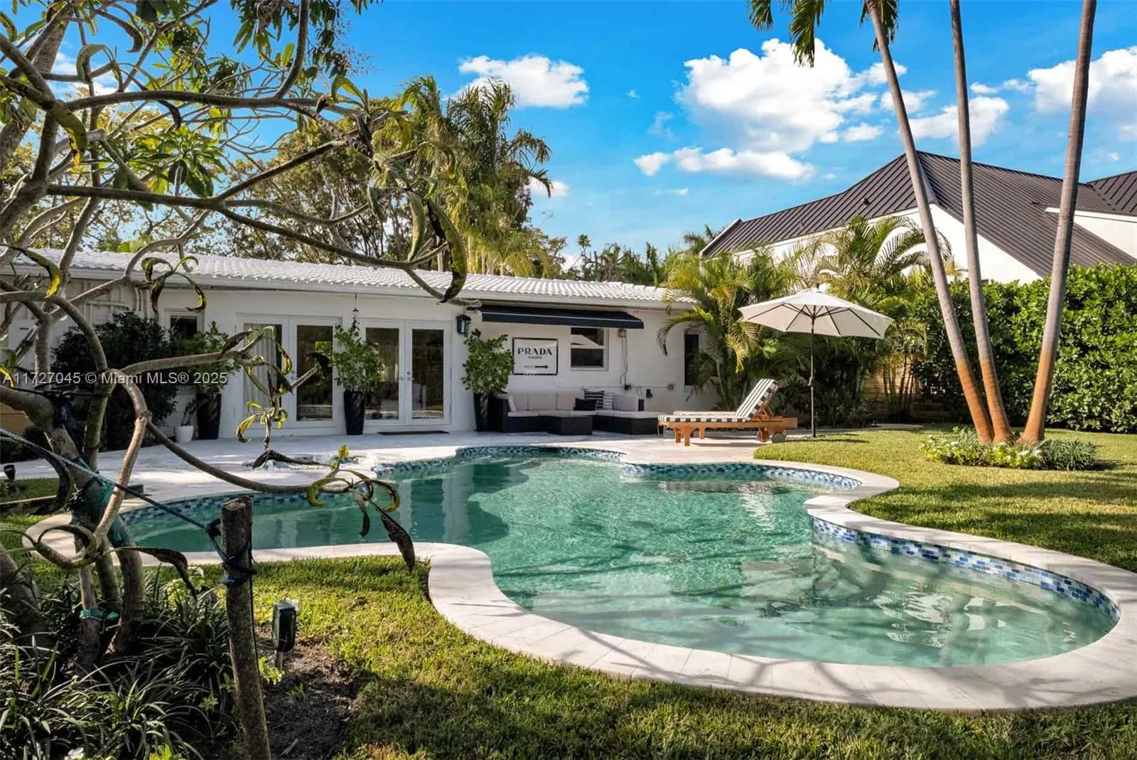 Fort Lauderdale, Florida 33304, United States, 4 Bedrooms Bedrooms, ,3 BathroomsBathrooms,Residential,Active,17443