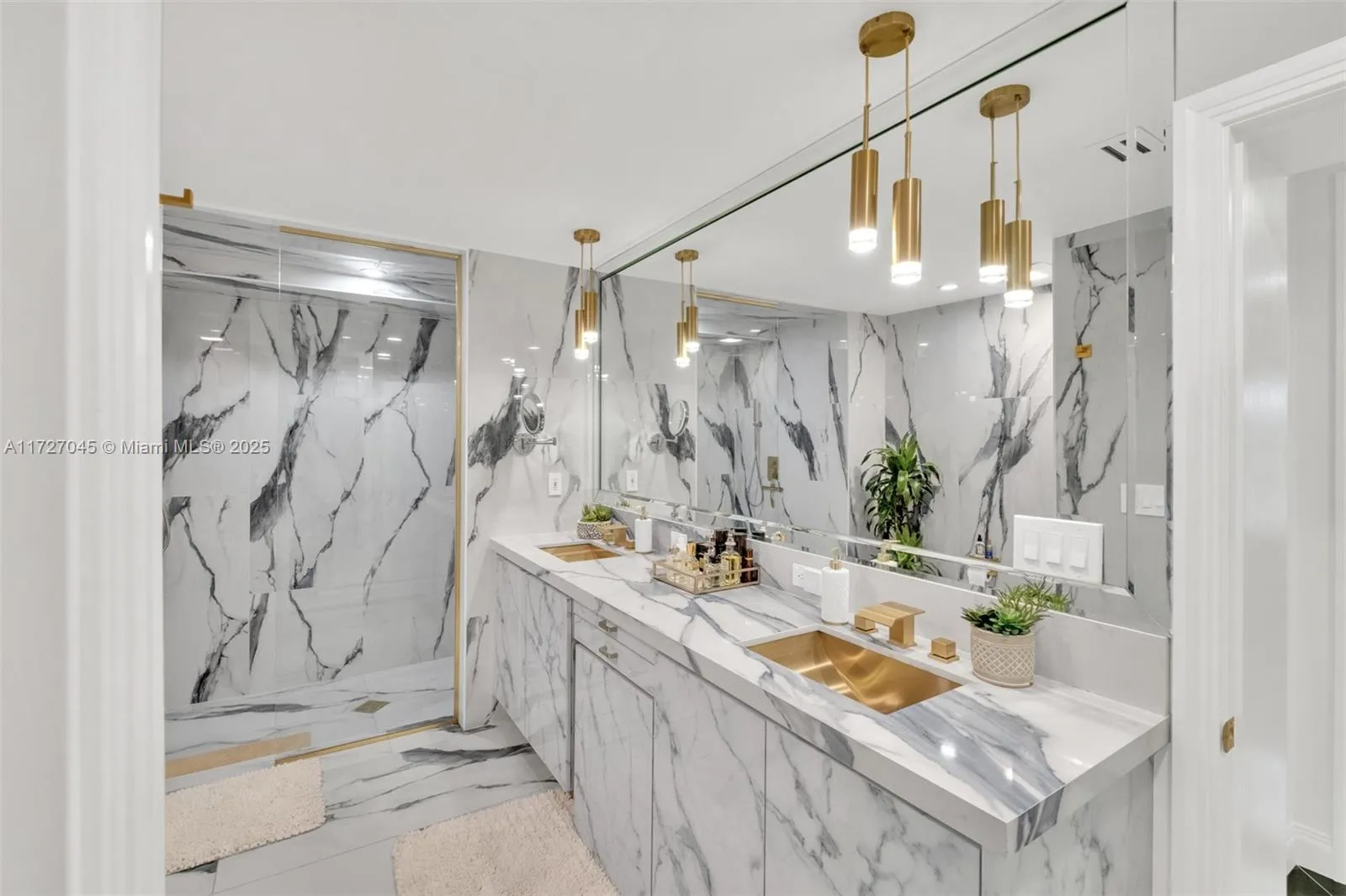 Fort Lauderdale, Florida 33304, United States, 4 Bedrooms Bedrooms, ,3 BathroomsBathrooms,Residential,Active,17443