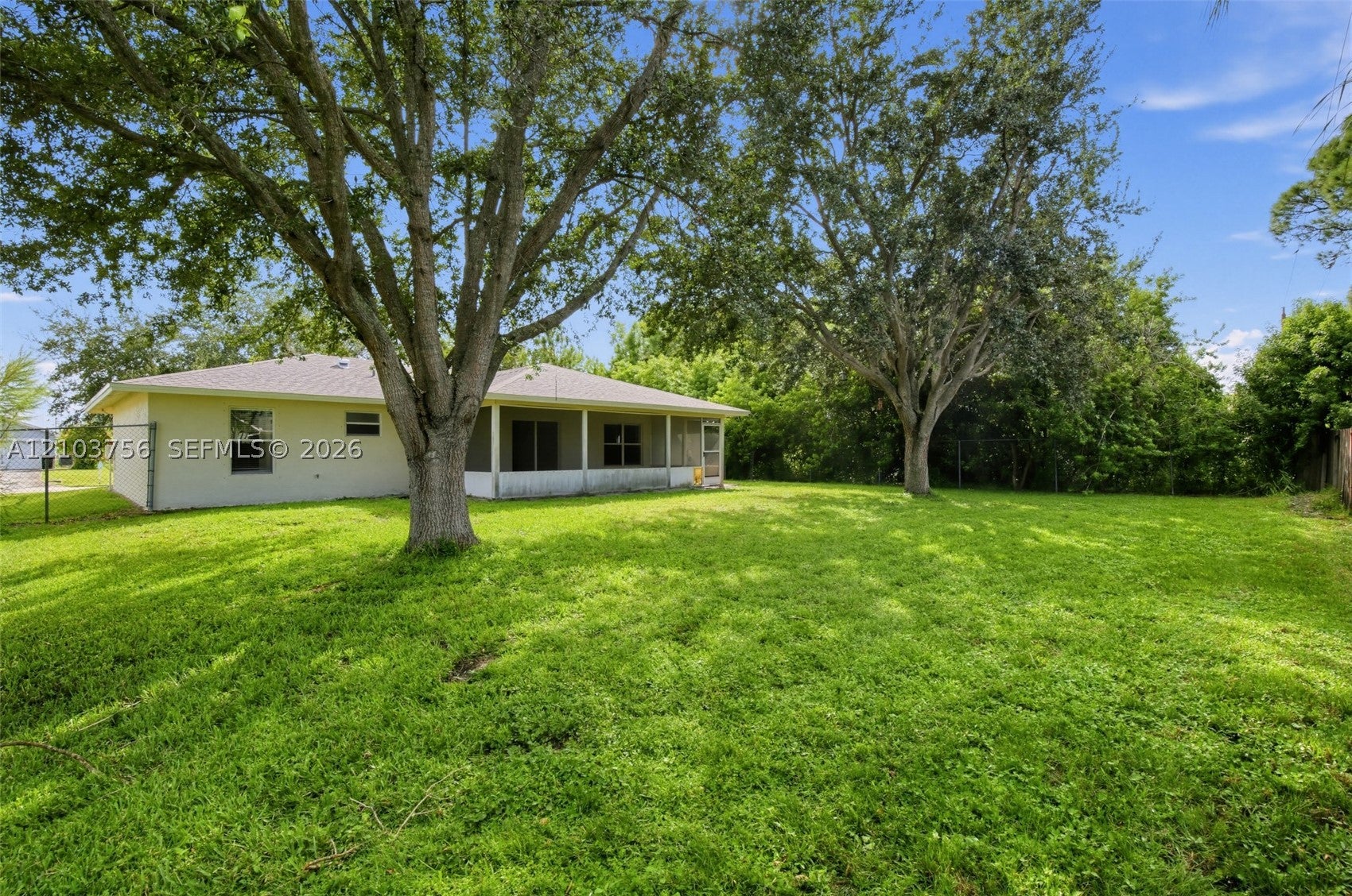 173 SW Evans Ave
