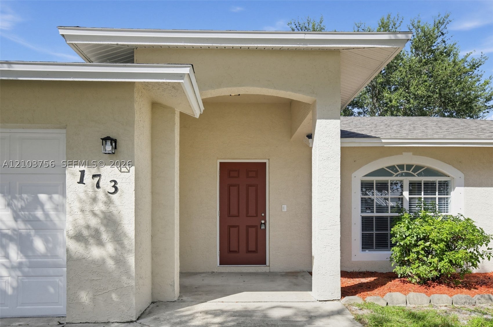 173 SW Evans Ave