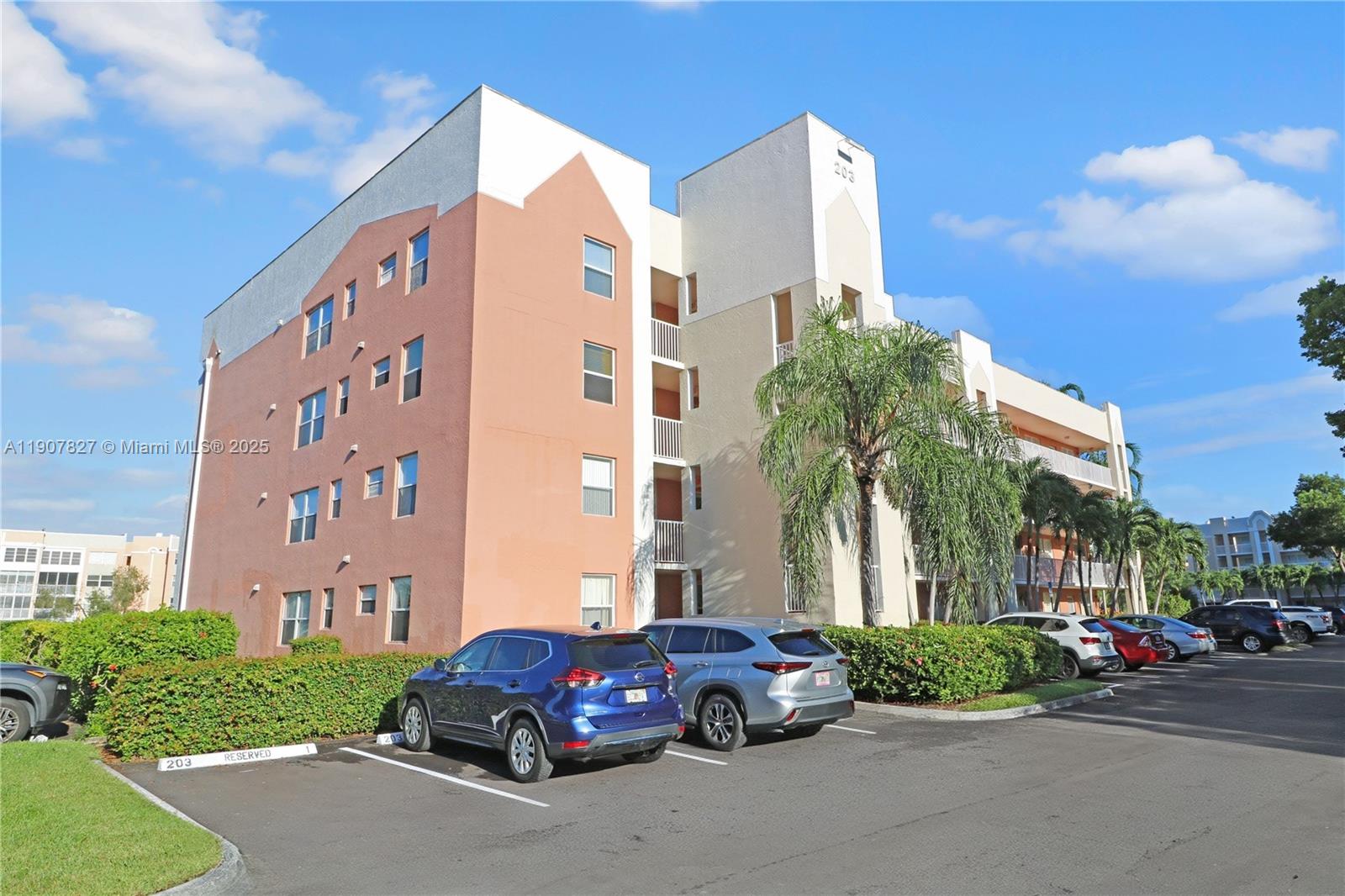 SUNRISE LAKES 203 CONDO - Residential