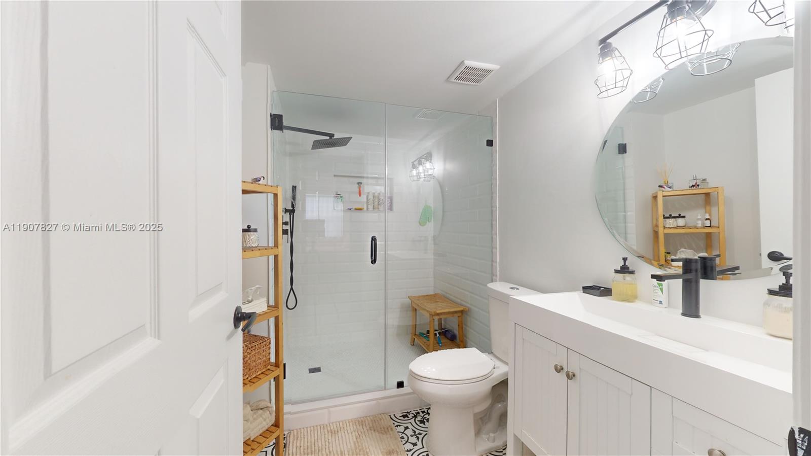 SUNRISE LAKES 203 CONDO - Residential