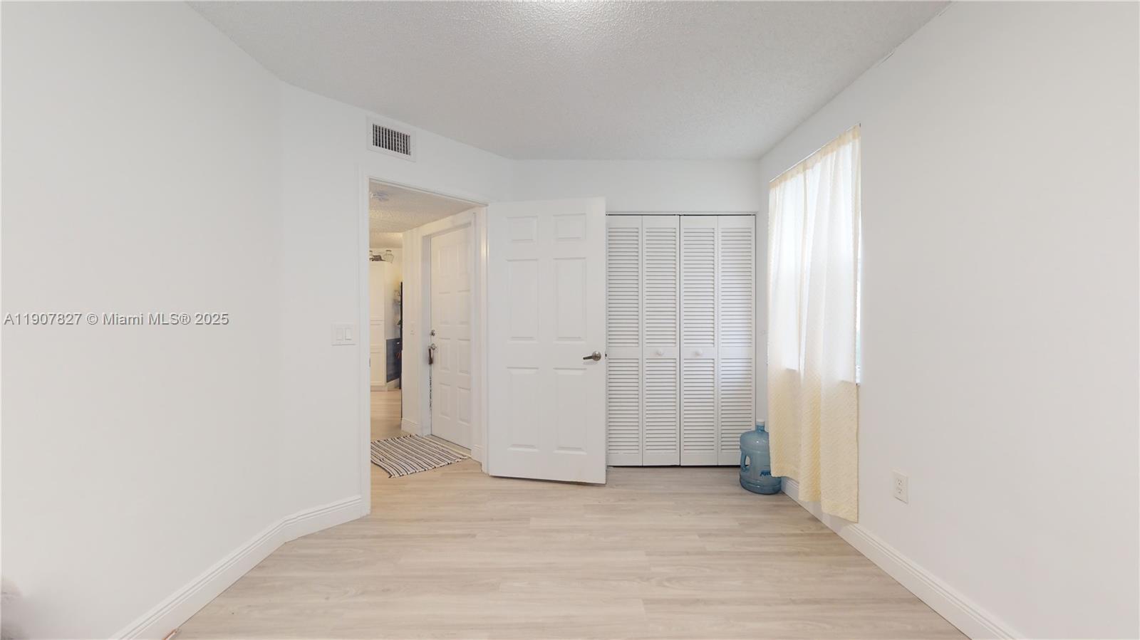 SUNRISE LAKES 203 CONDO - Residential