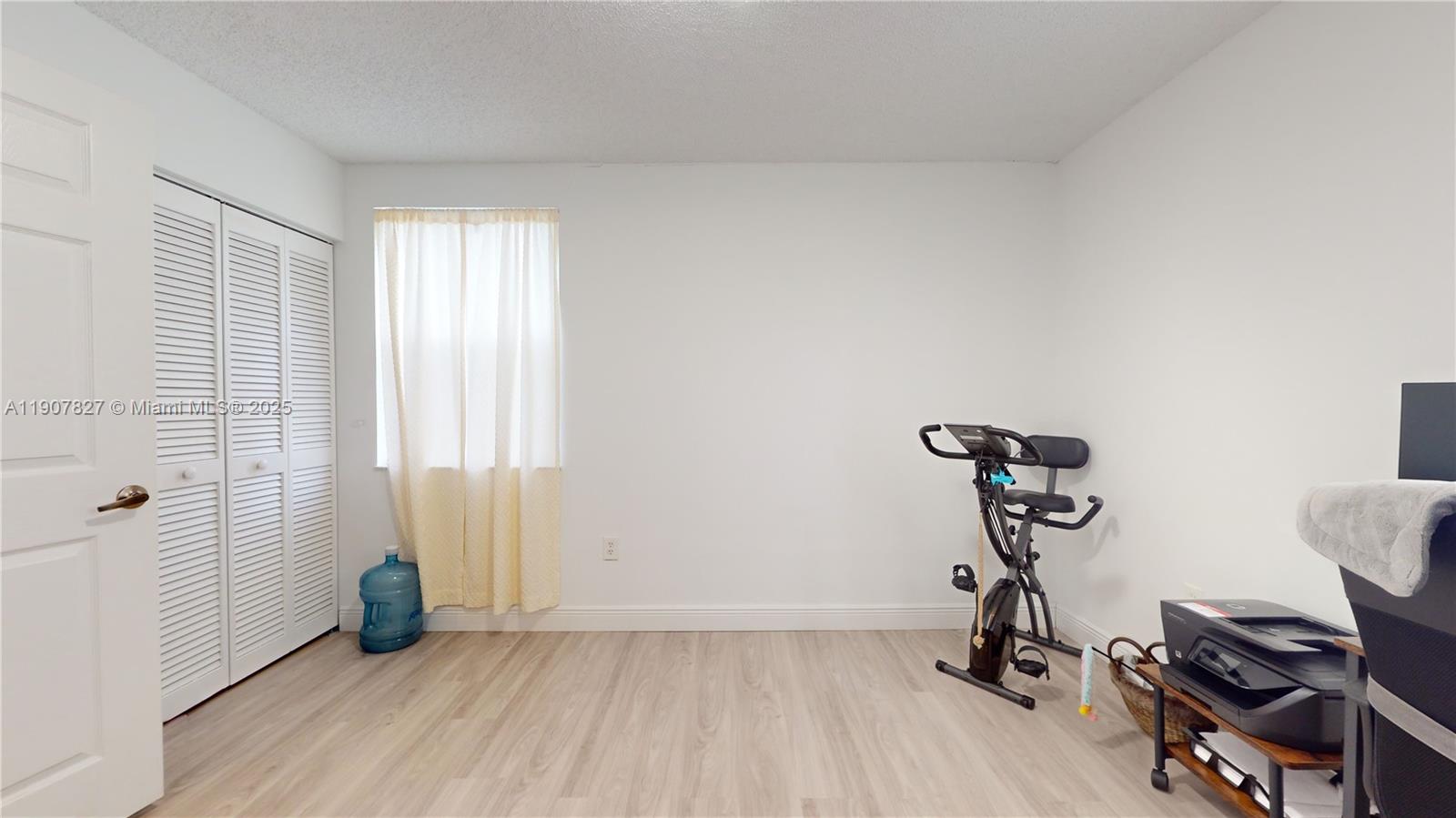 SUNRISE LAKES 203 CONDO - Residential