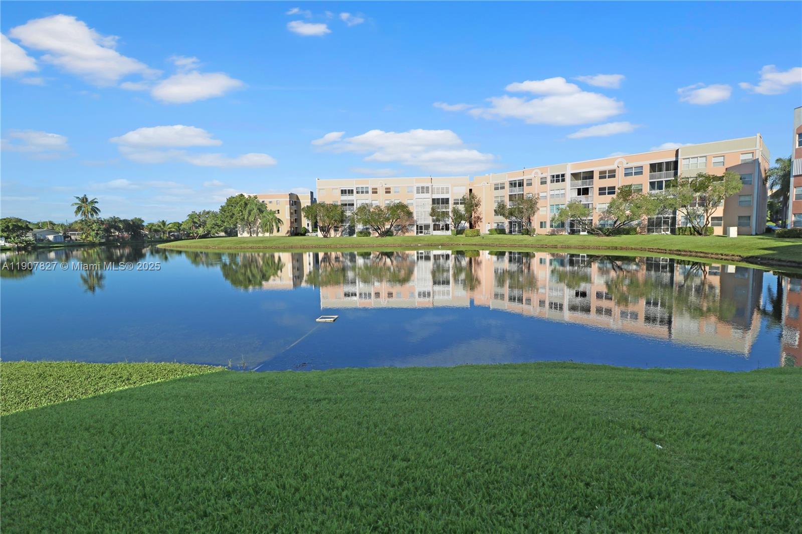 SUNRISE LAKES 203 CONDO - Residential