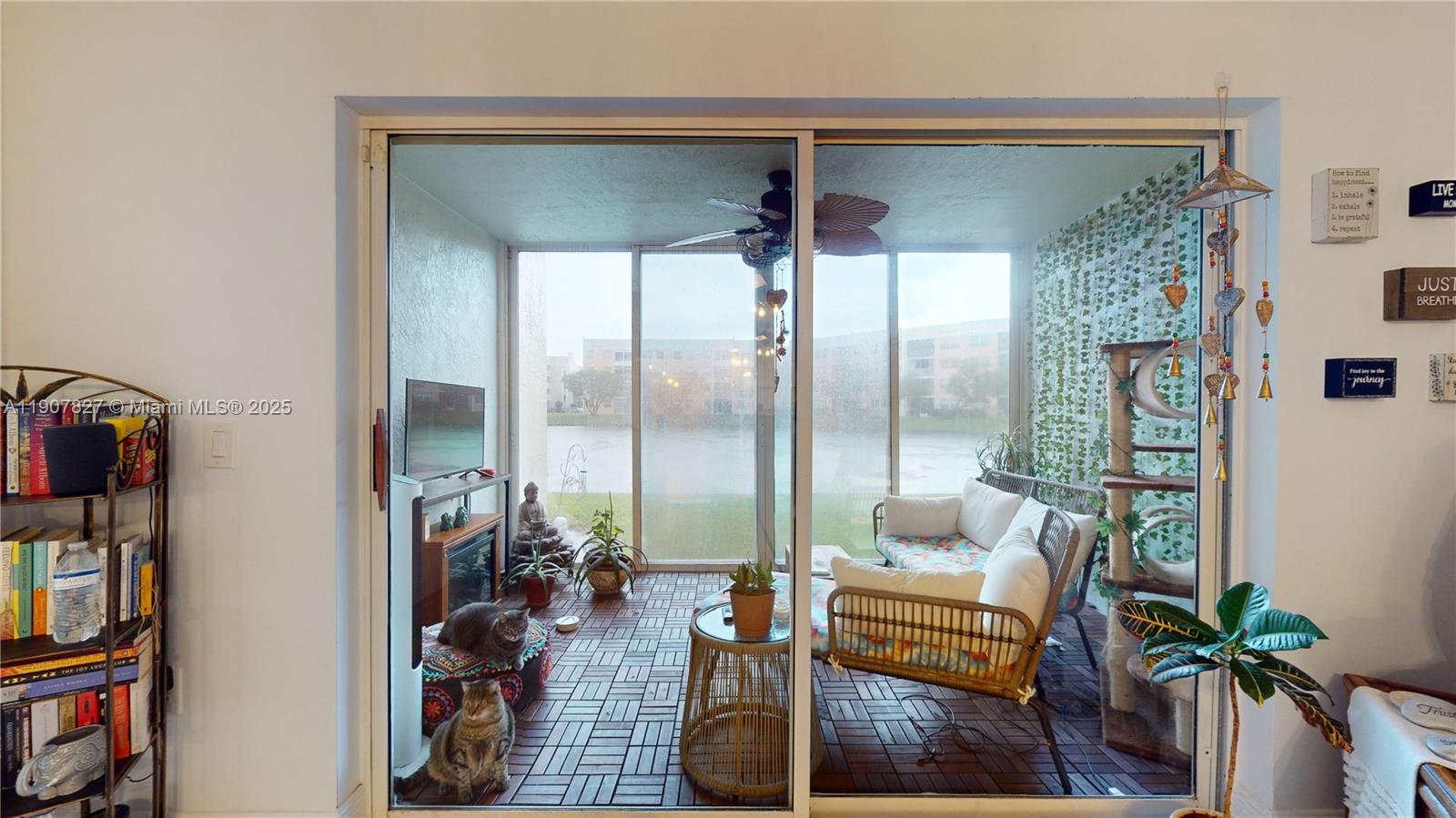 SUNRISE LAKES 203 CONDO - Residential