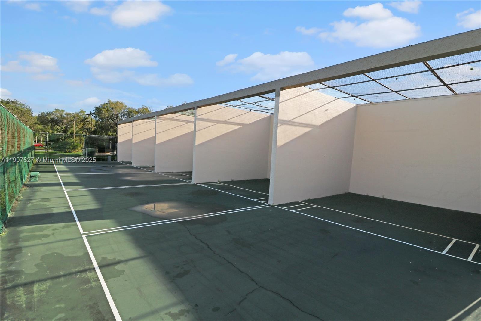 SUNRISE LAKES 203 CONDO - Residential