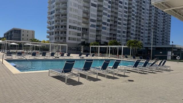 DEL PRADO MARINA - Residential Lease