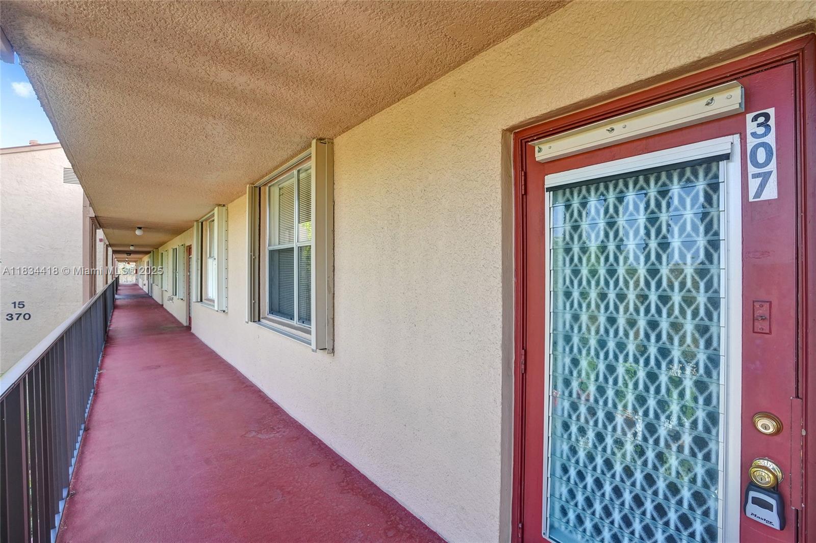 370 NW 76th Ave 307