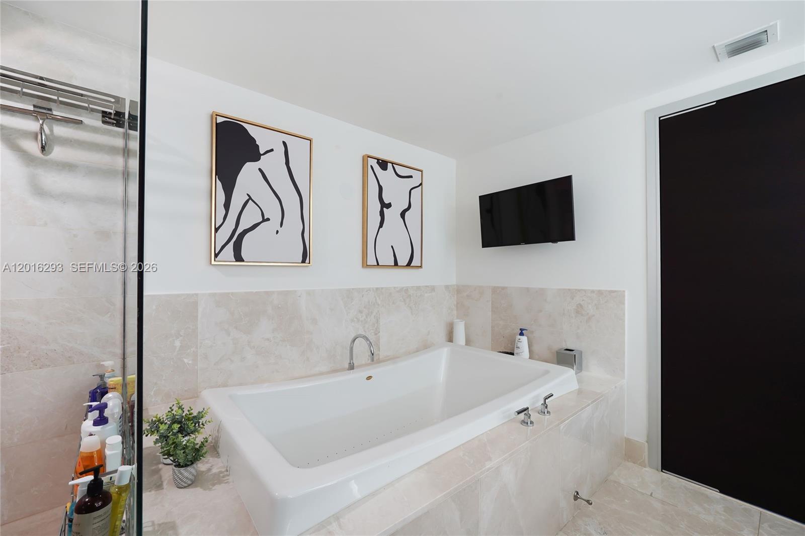 JADE BEACH CONDO - Residential