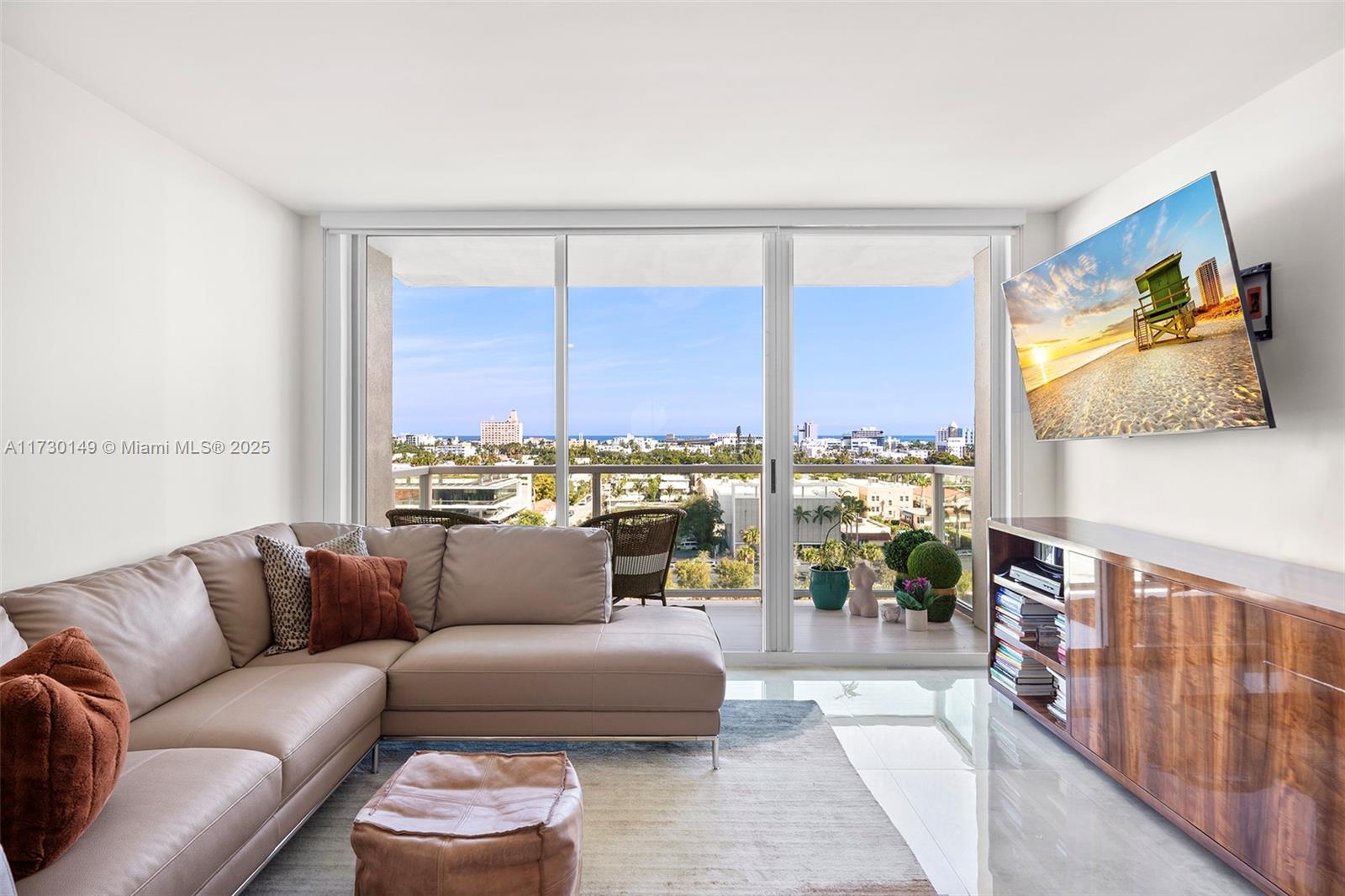 650 West Ave 1004