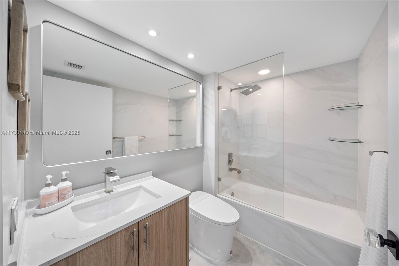 THE FLORIDIAN CONDO - Residential