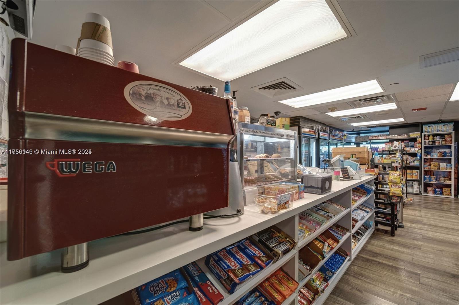 THE FLORIDIAN CONDO - Residential