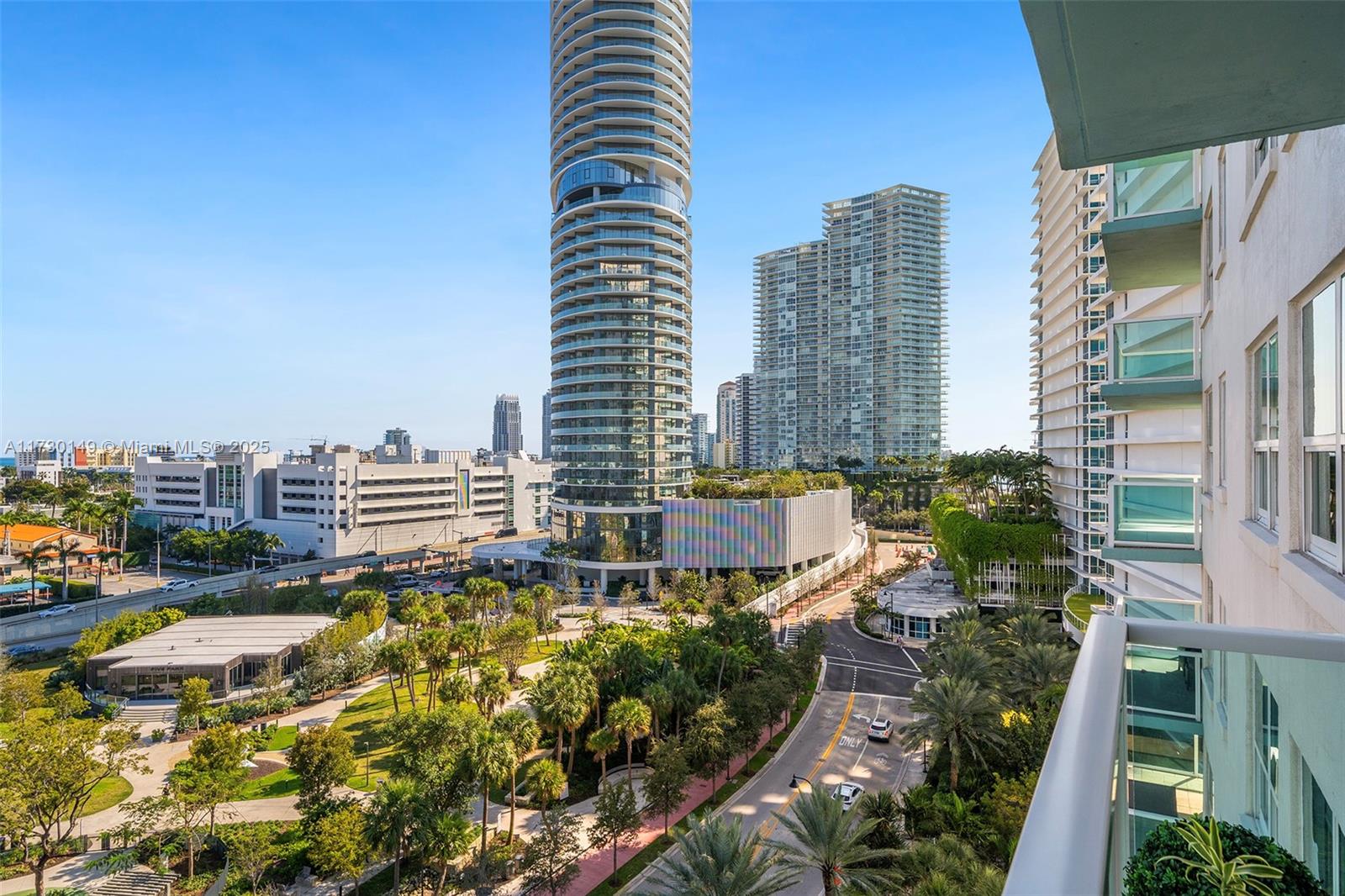 THE FLORIDIAN CONDO - Residential