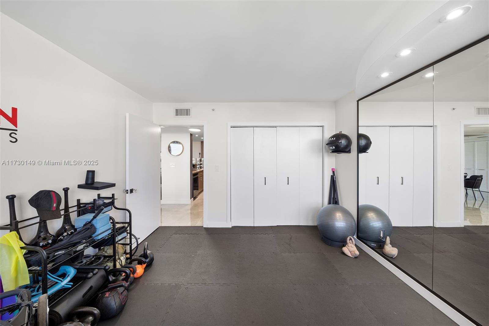 THE FLORIDIAN CONDO - Residential