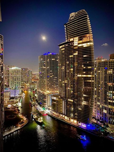 475 Brickell Ave 1715 Miami FL 33131