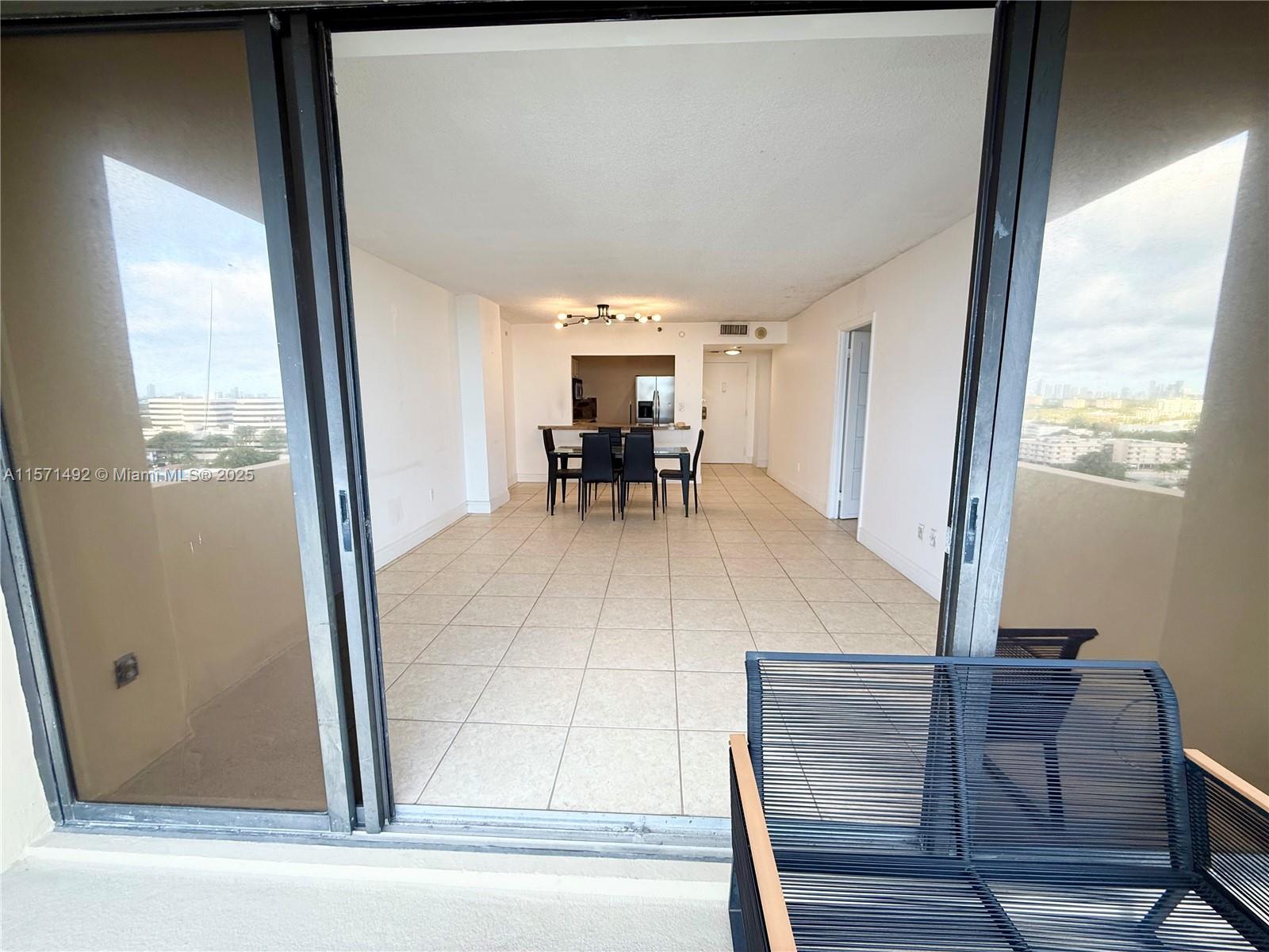 GREENWICH PH I CONDO - Residential