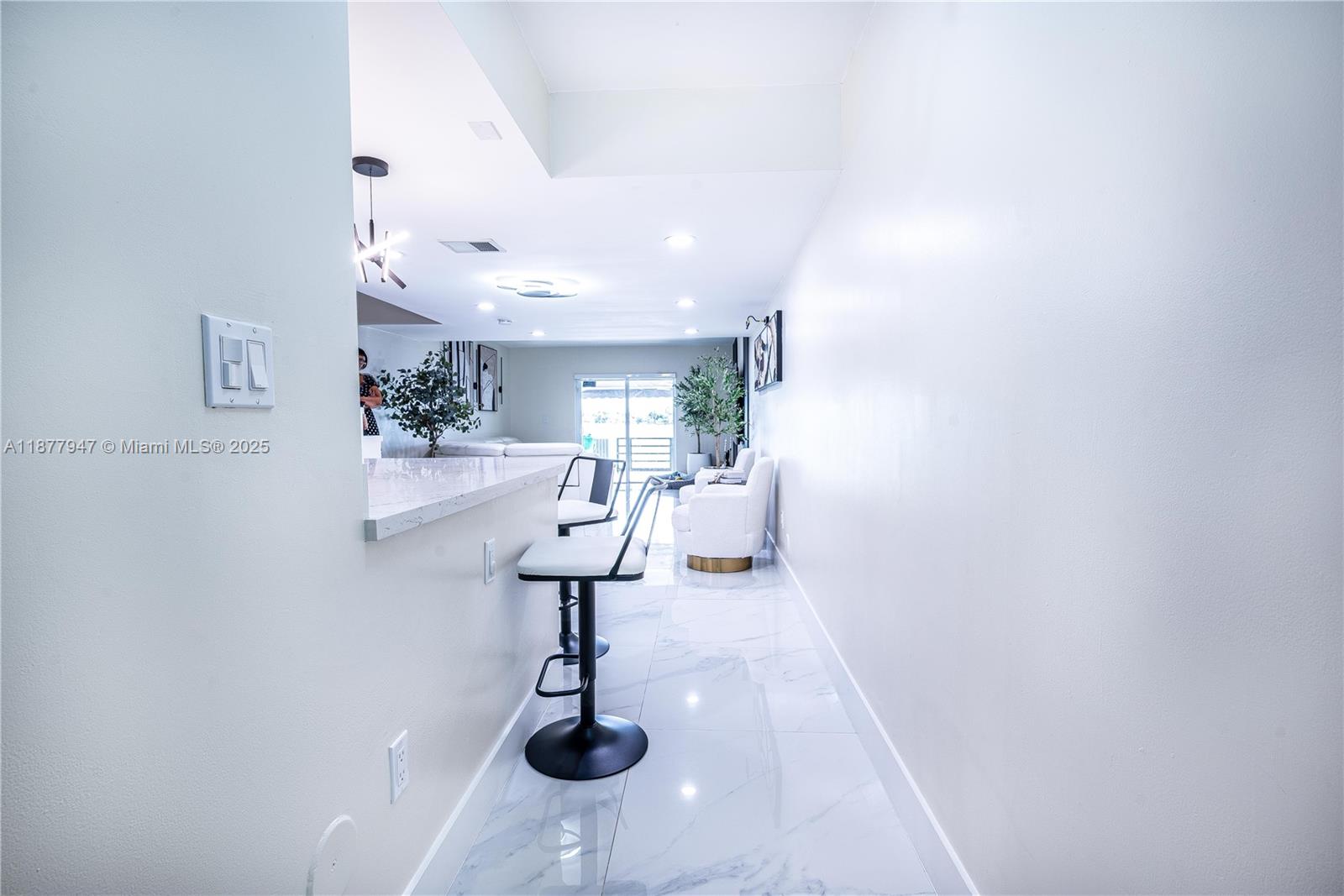 PUERTO BELLO CONDO NO 3 - Residential