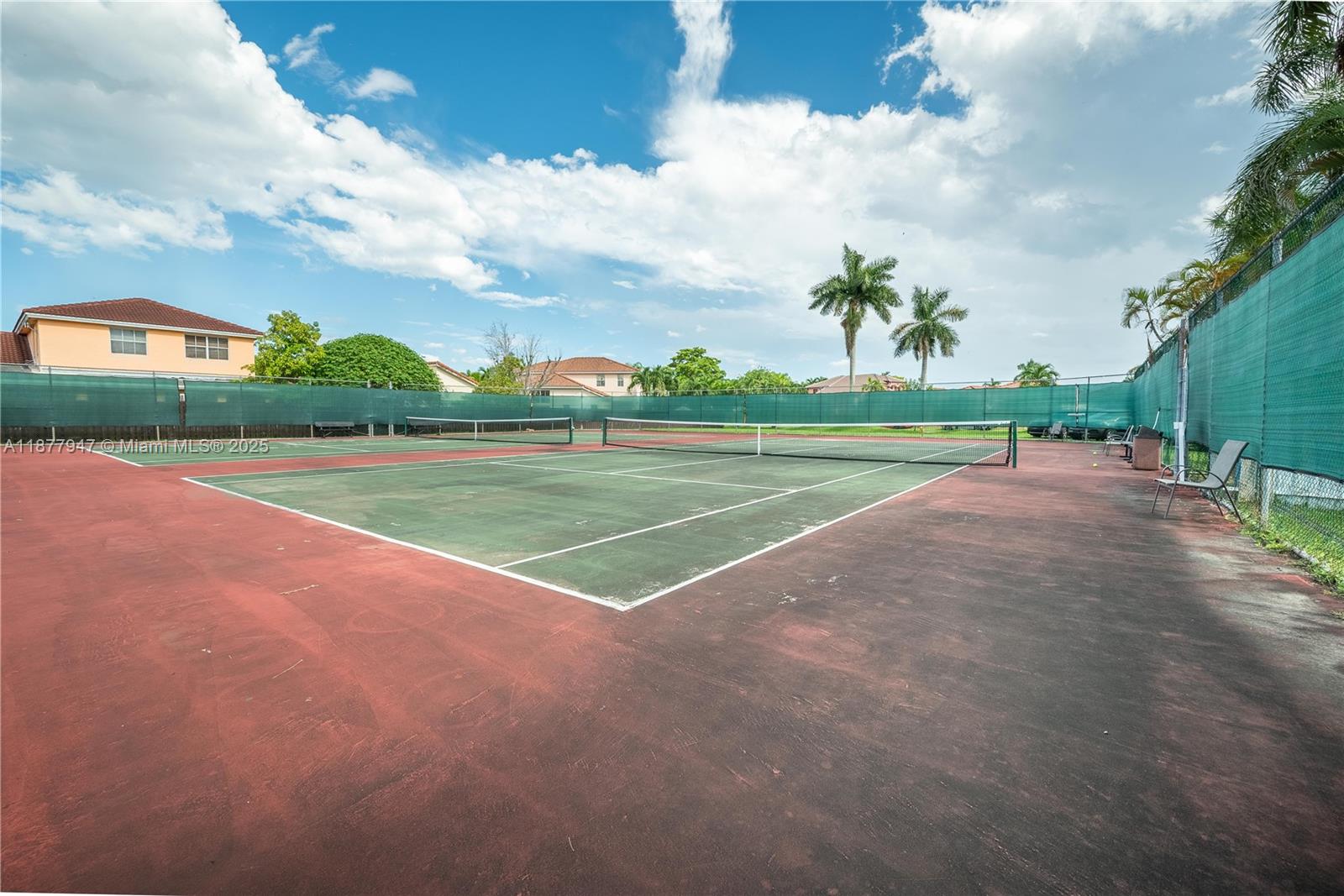 PUERTO BELLO CONDO NO 3 - Residential