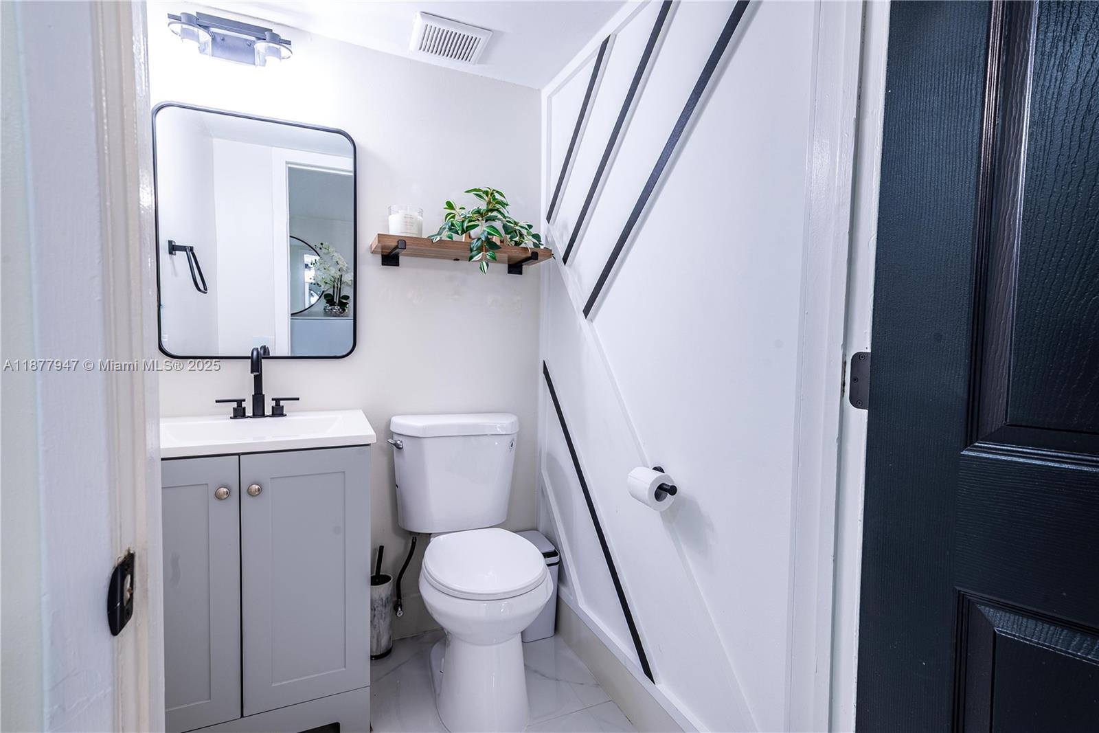 PUERTO BELLO CONDO NO 3 - Residential