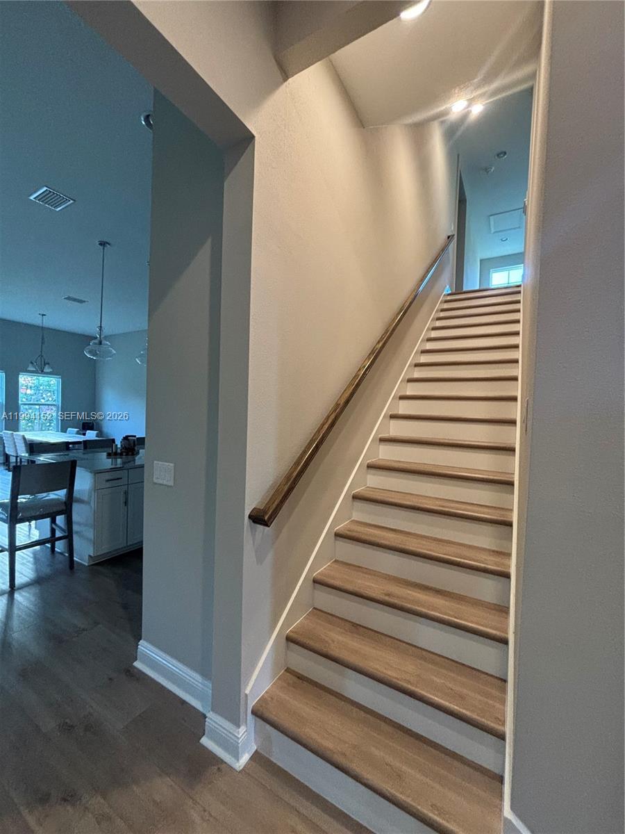 NORTH RIVER RANCH PH IC & - Residential