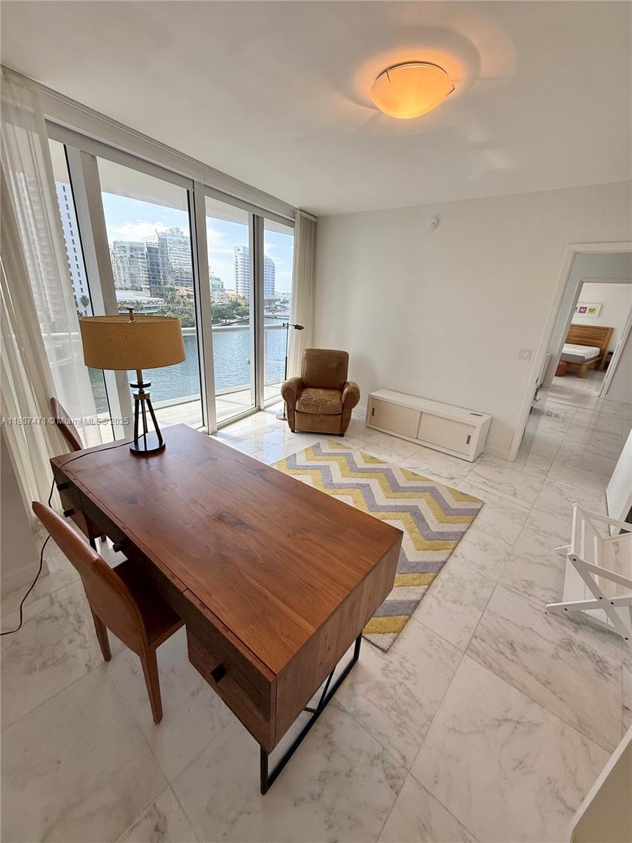 ICON BRICKELL NO TWO - Residential