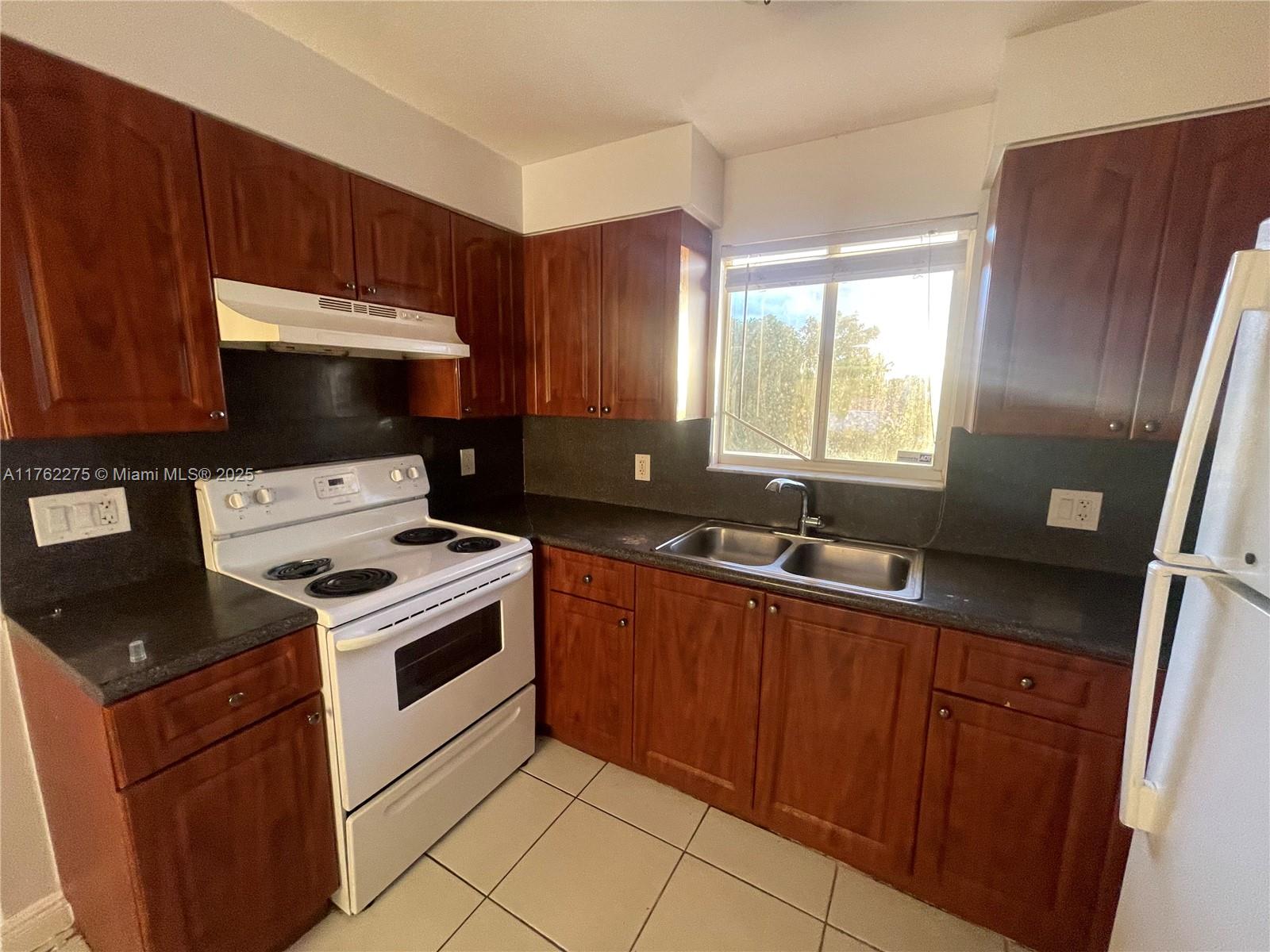 Rental Property at 1453 Sw 3rd St 305, Miami, Broward County, Florida - Bedrooms: 2 
Bathrooms: 1  - $2,300 MO.