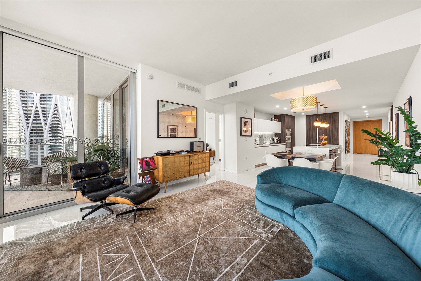 851 NE 1st Ave 1901