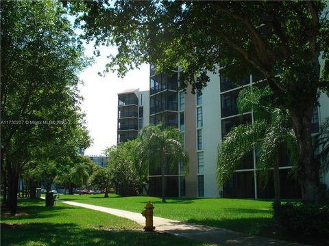 A home in Aventura