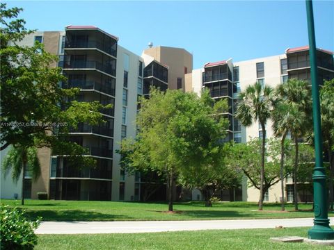 A home in Aventura