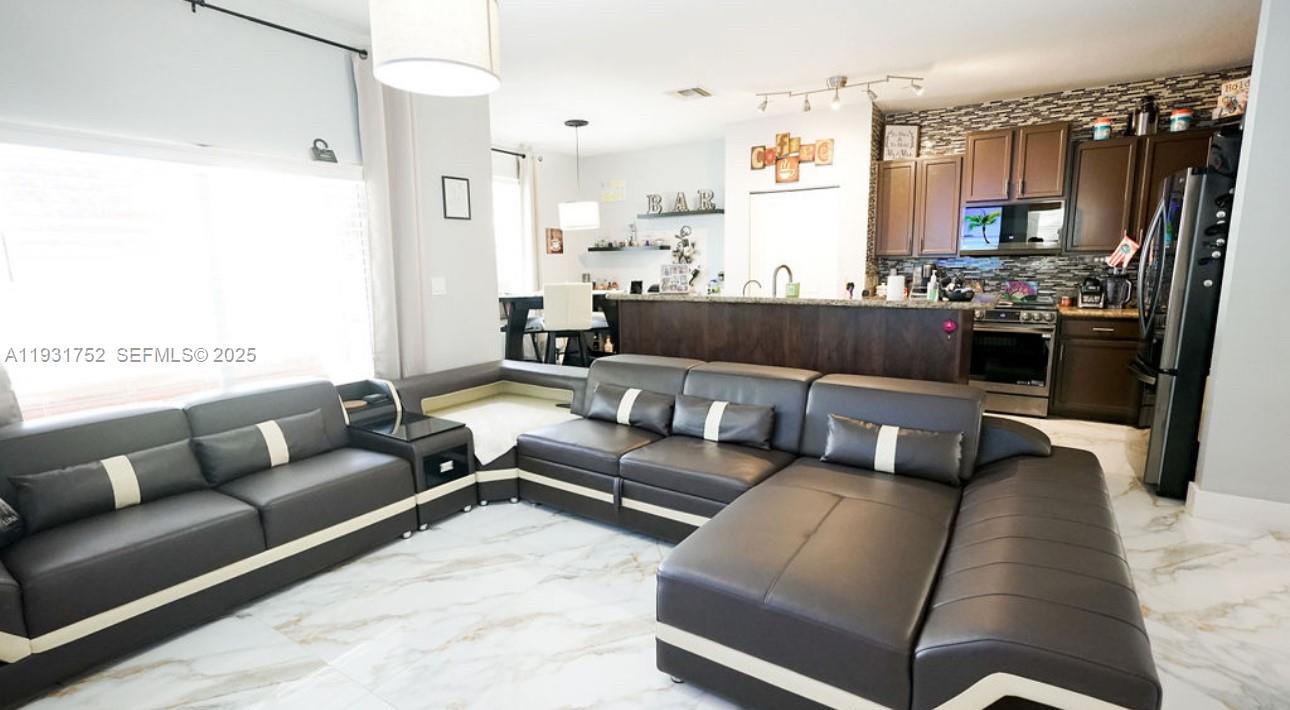 ANTIGUA AT OASIS - Residential