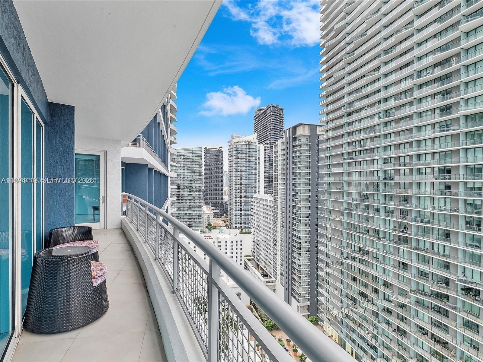INFINITY AT BRICKELL CONDO - Residential