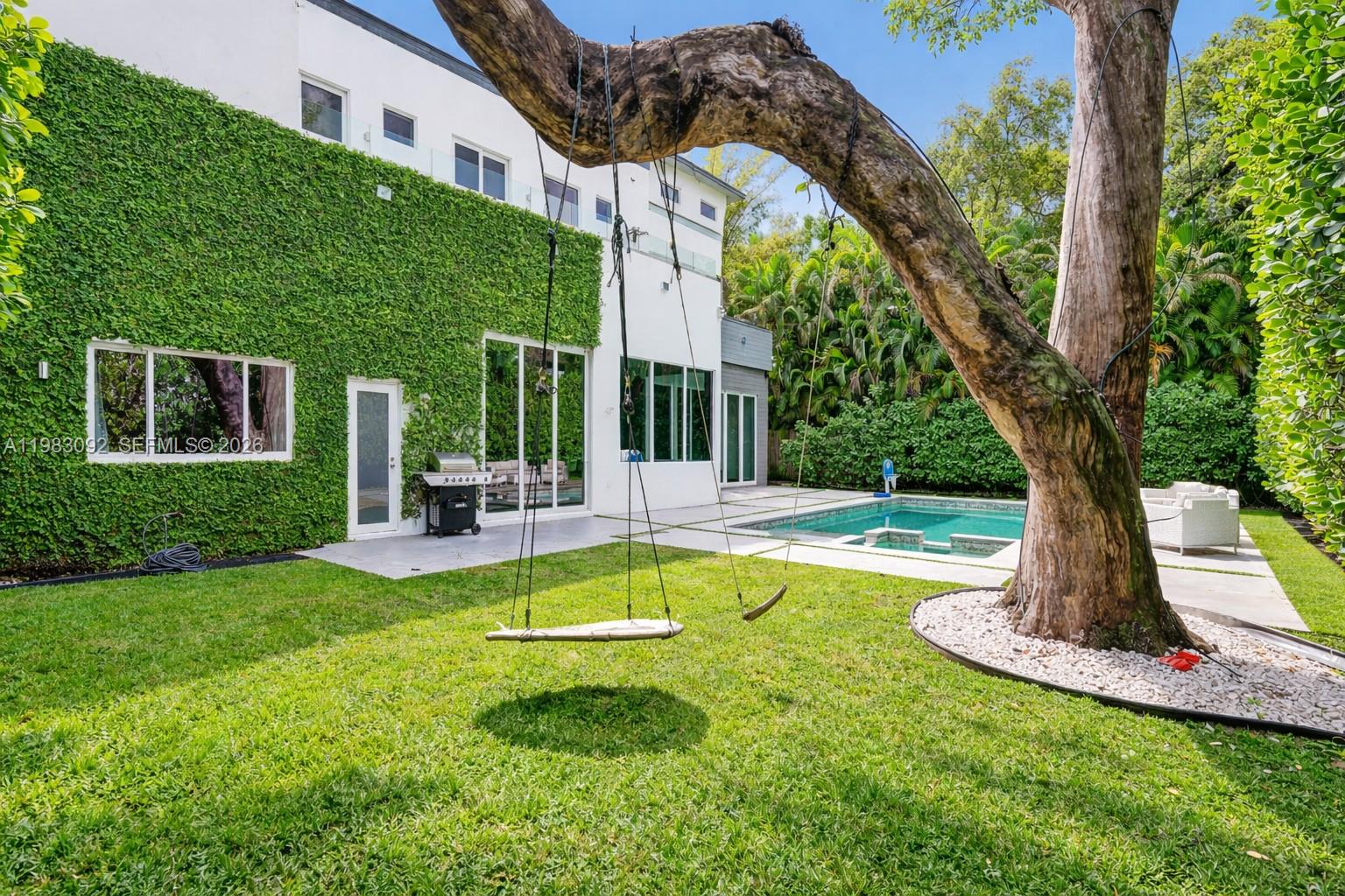 OAK HAMMOCK ESTATES - Residential