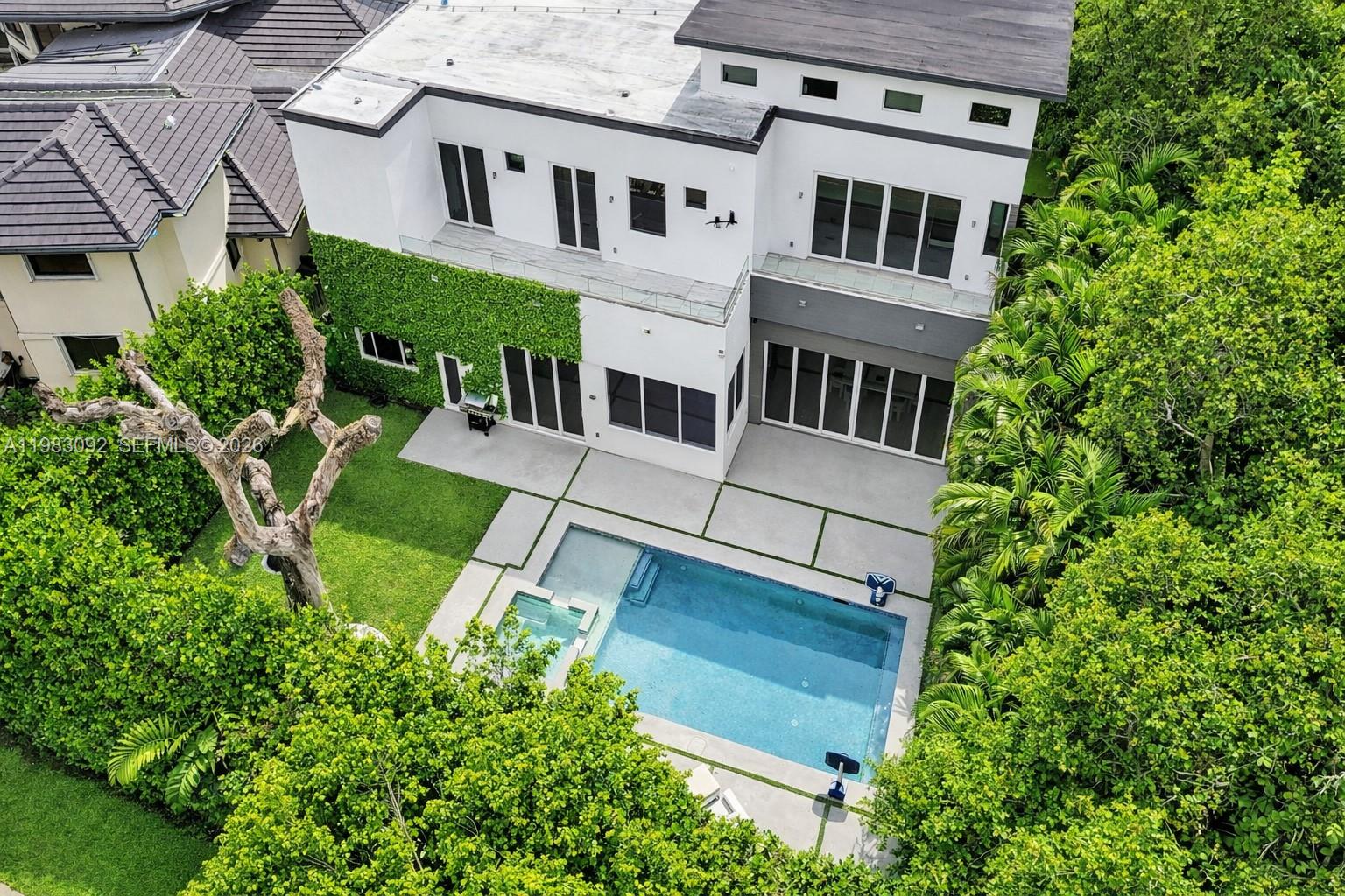 OAK HAMMOCK ESTATES - Residential