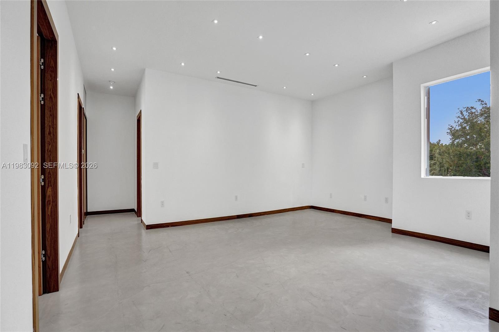 OAK HAMMOCK ESTATES - Residential