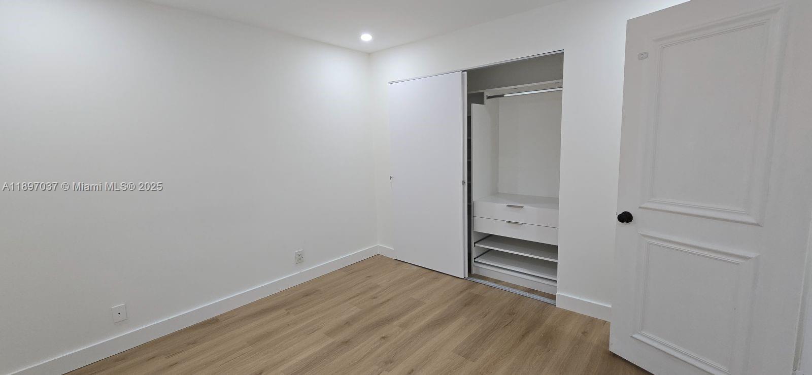 SECTORS 3 & 4 BOUNDARY PL - Residential Lease