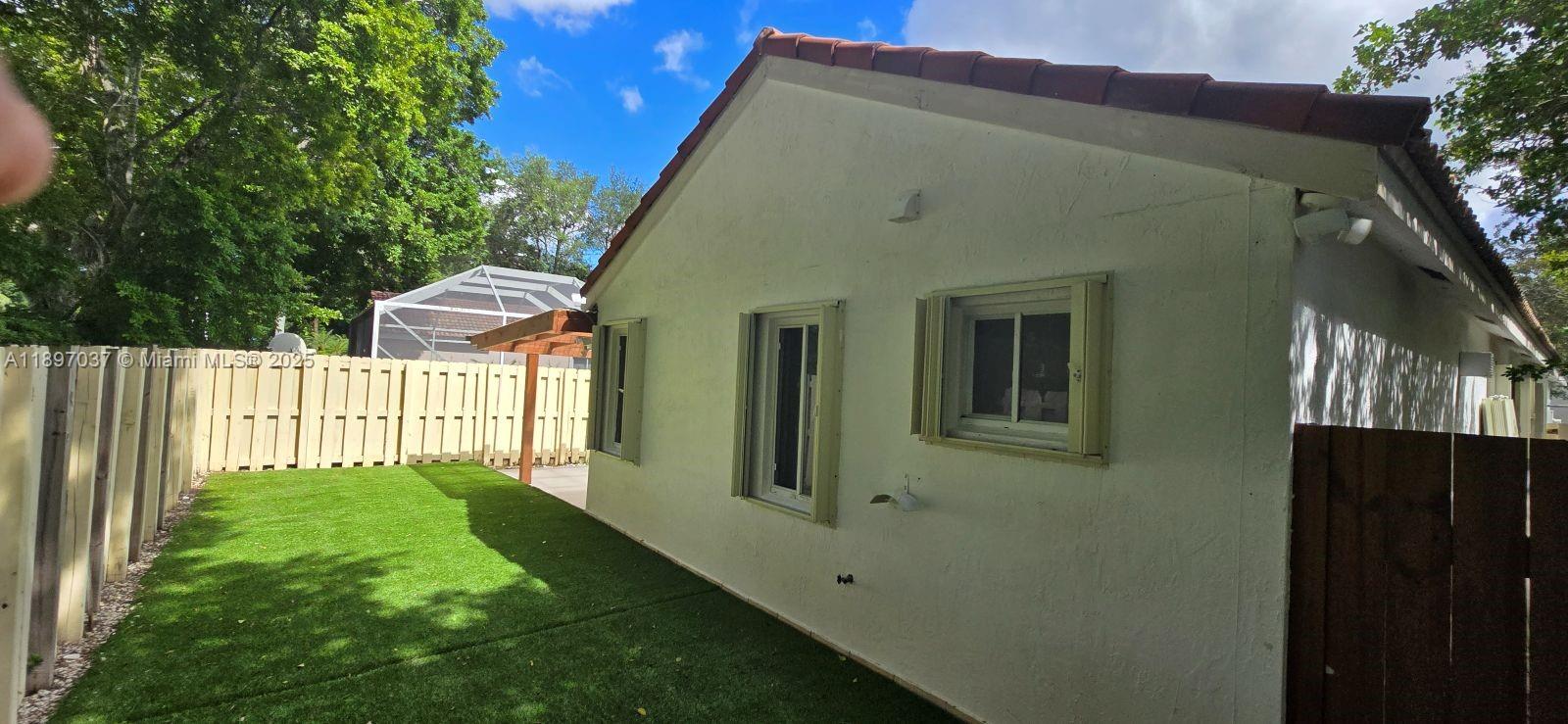 SECTORS 3 & 4 BOUNDARY PL - Residential Lease