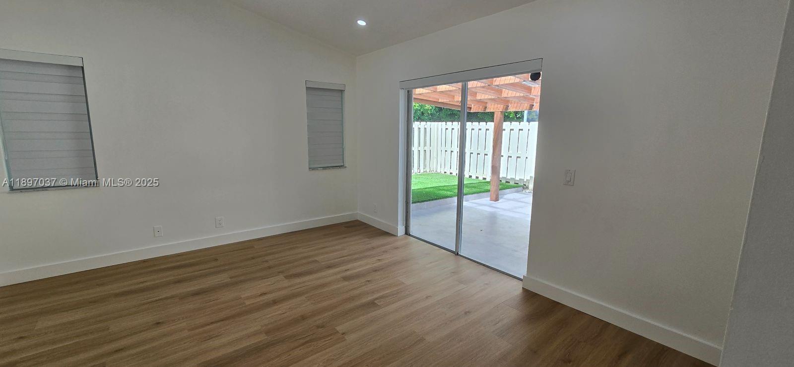 SECTORS 3 & 4 BOUNDARY PL - Residential Lease