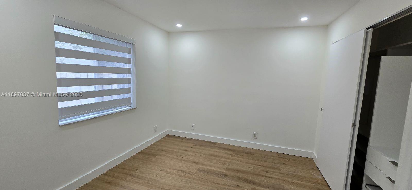 SECTORS 3 & 4 BOUNDARY PL - Residential Lease