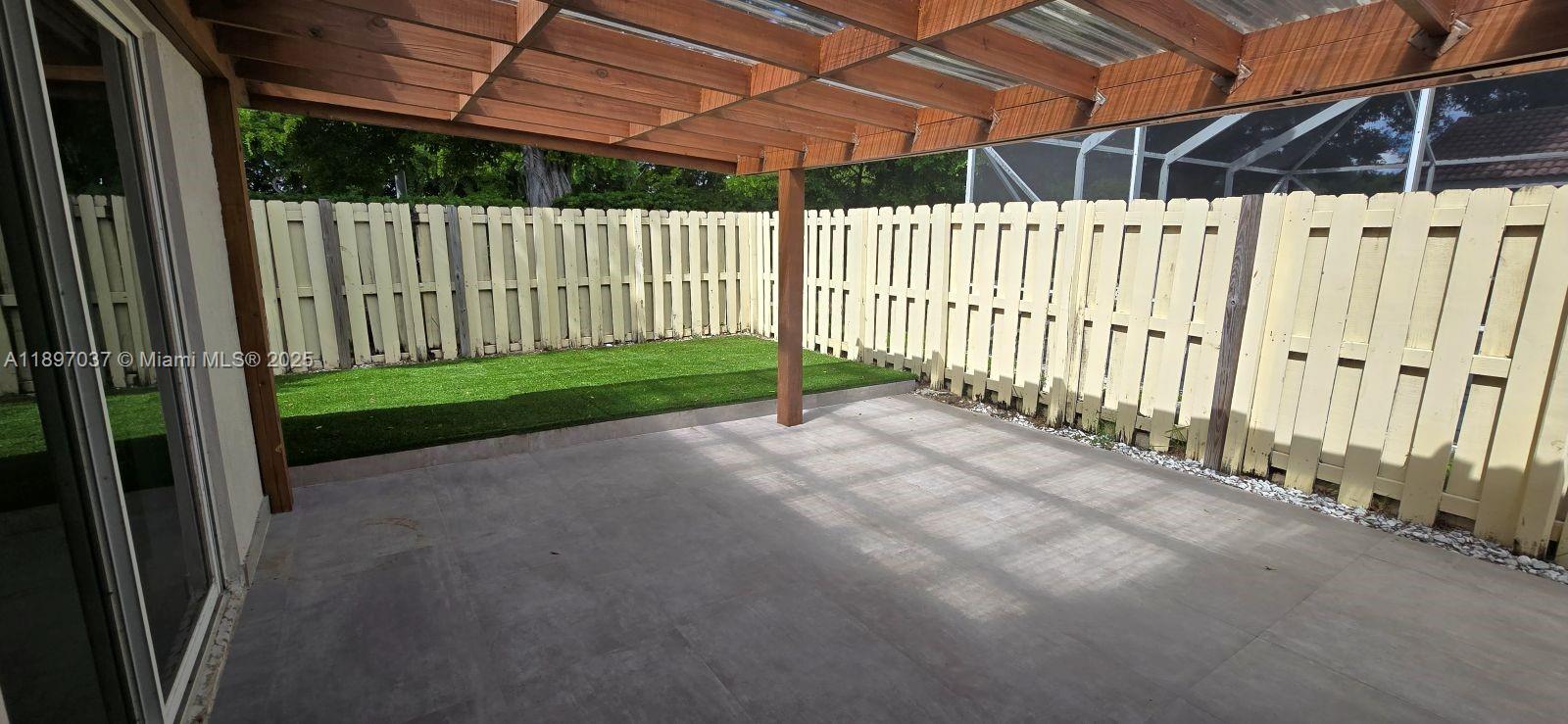 SECTORS 3 & 4 BOUNDARY PL - Residential Lease