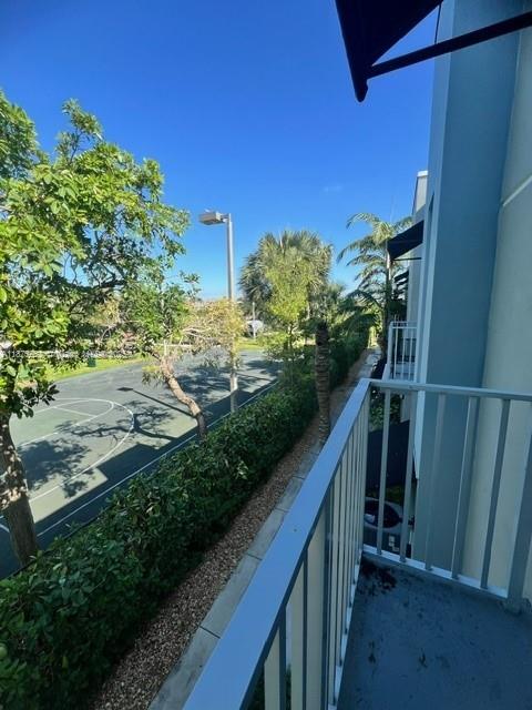 URBAN VILLAGE AT 5TH AVE - Residential Lease