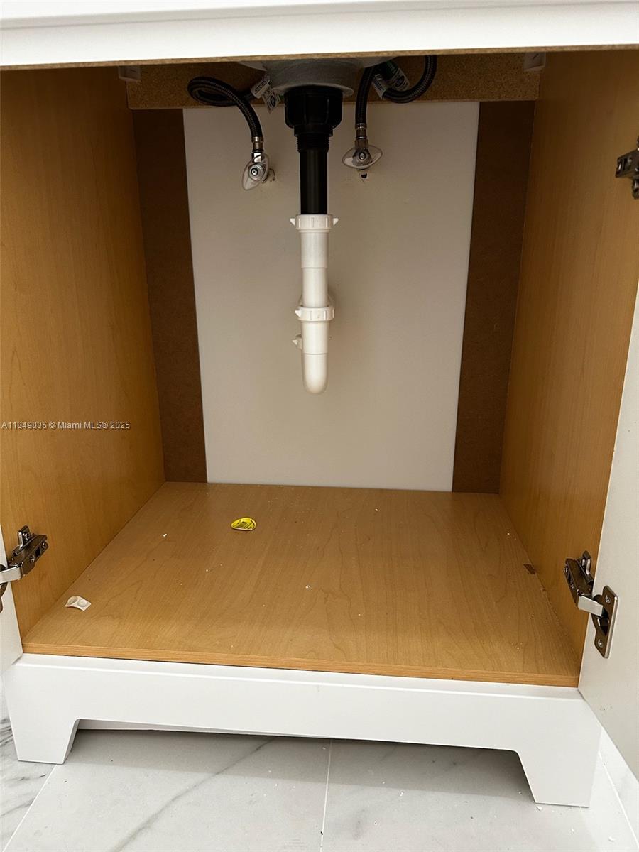 EVERGREEN LAWNS - Residential Income