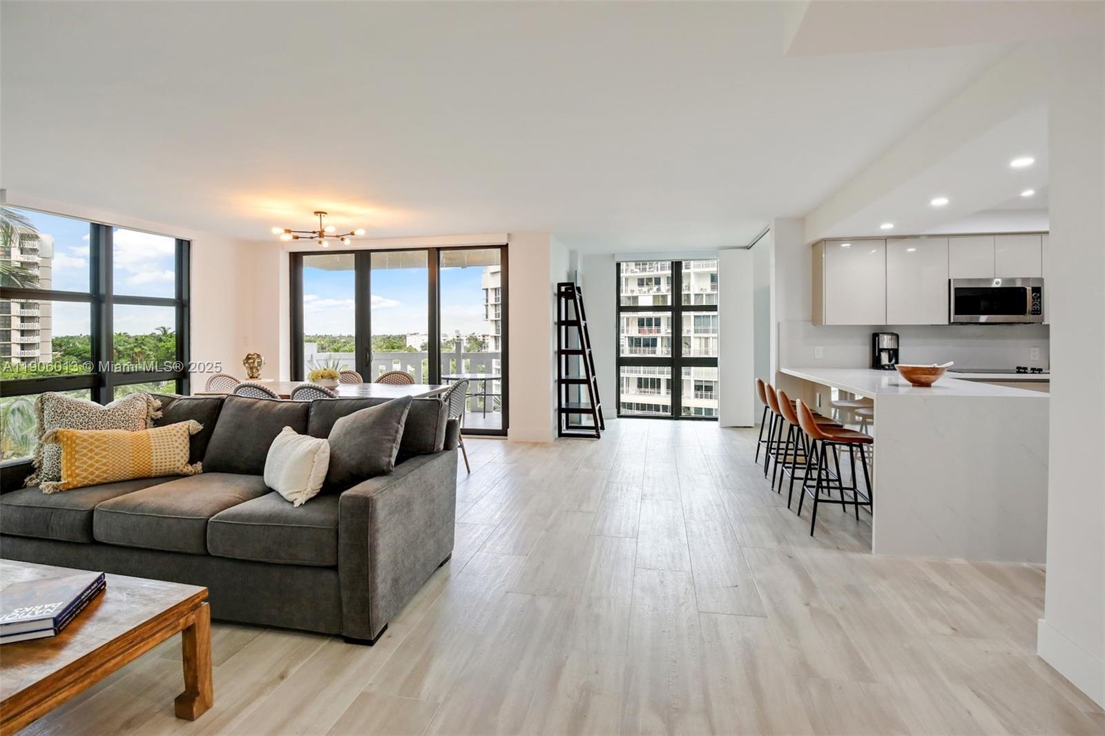 TOWERS OF KEY BISCAYNE CO - Residential Lease