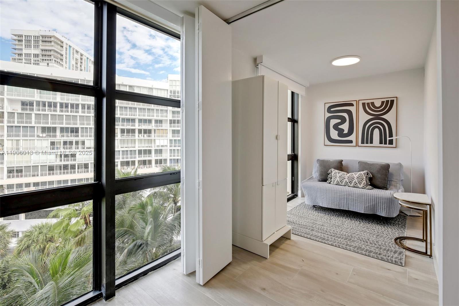 TOWERS OF KEY BISCAYNE CO - Residential Lease