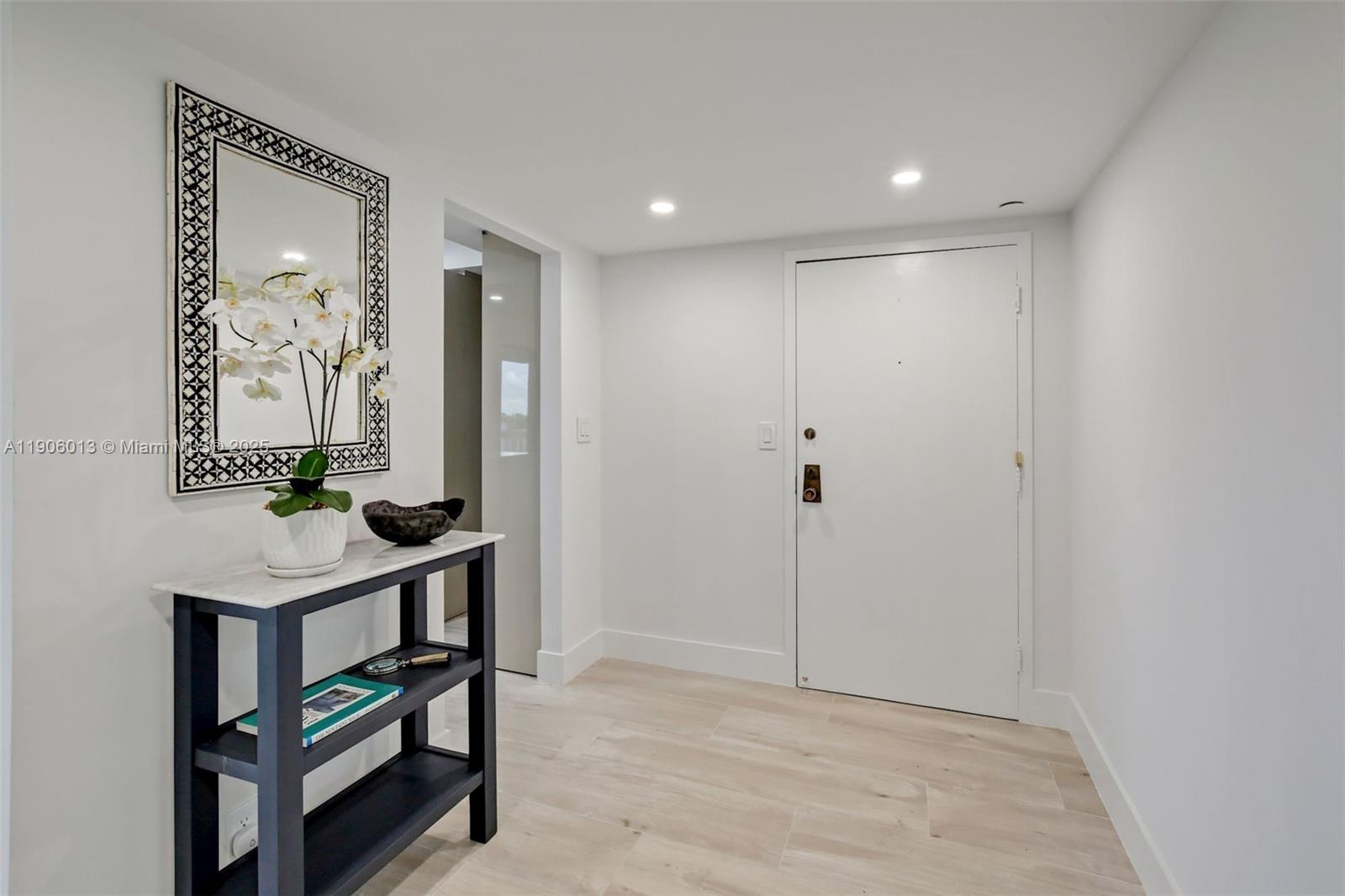 TOWERS OF KEY BISCAYNE CO - Residential Lease