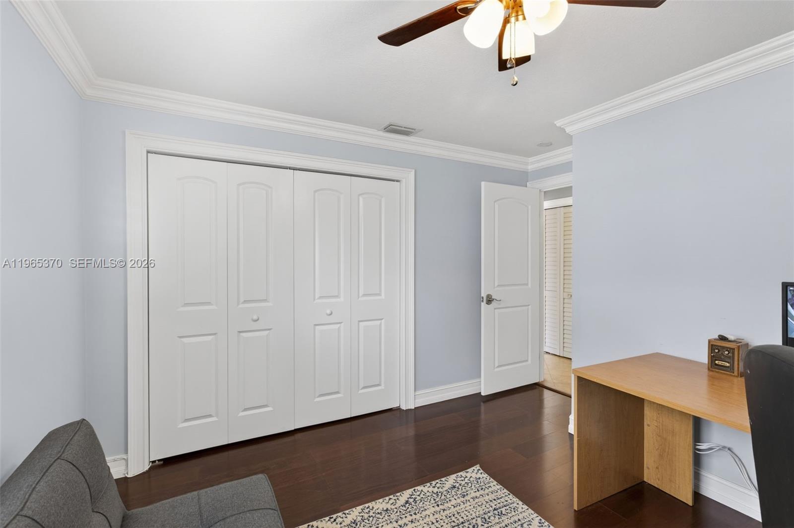 ROYAL PALM LAKE ESTATES - Residential